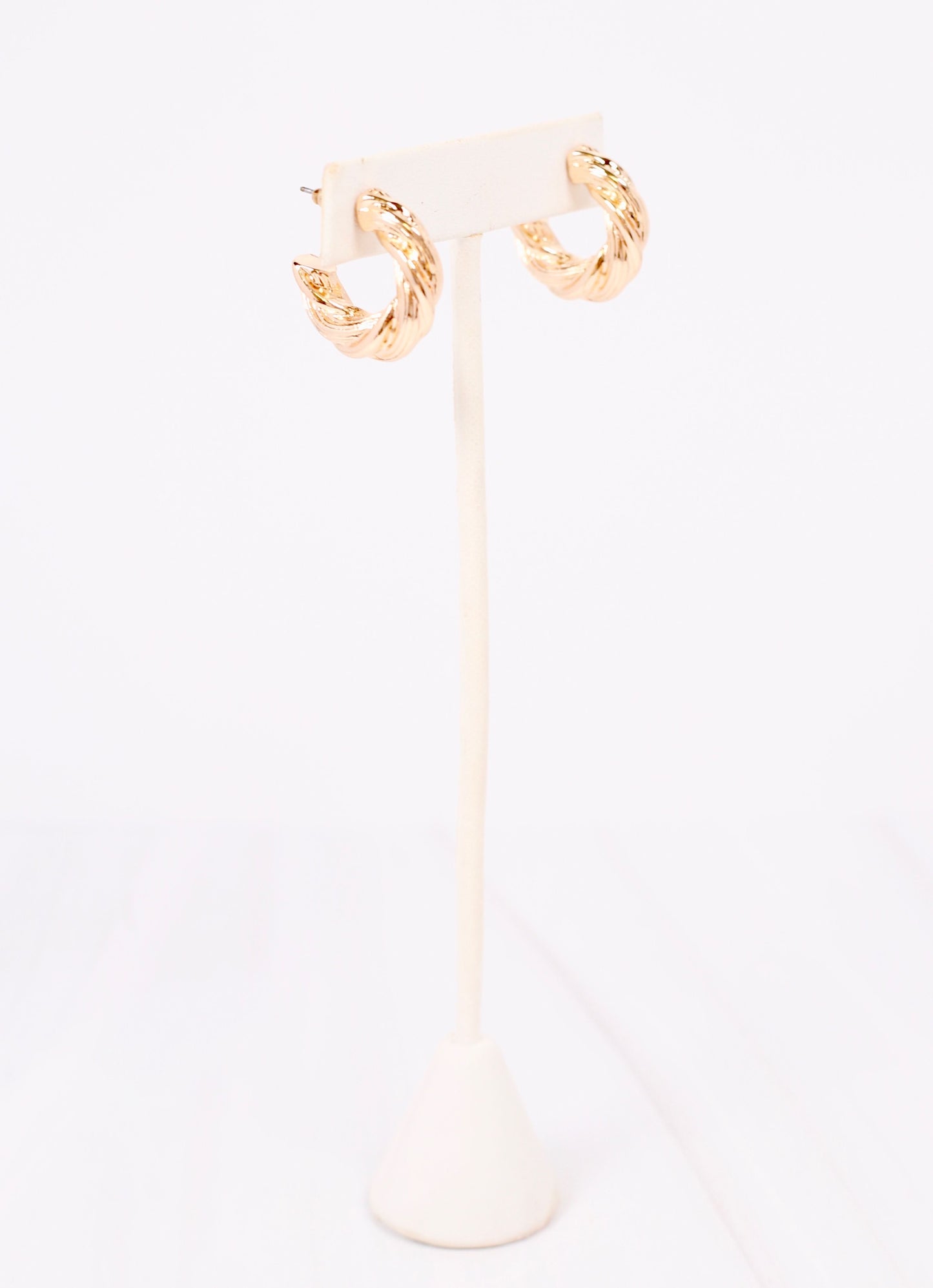 Peeples Twisted Hoop Earring GOLD