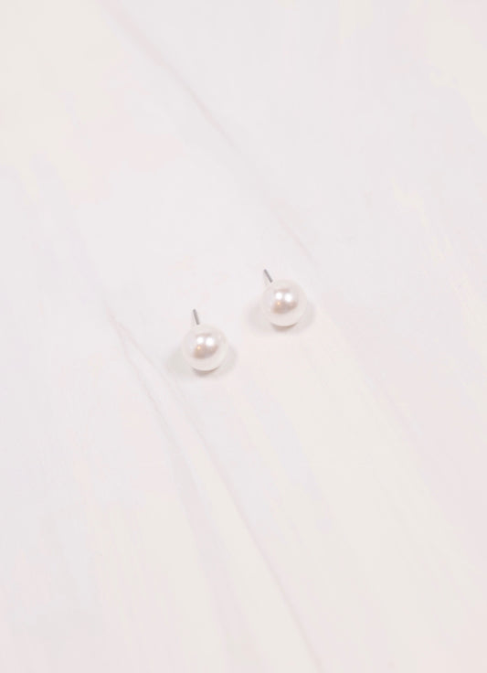 Belrose Pearl Stud Earring Ivory