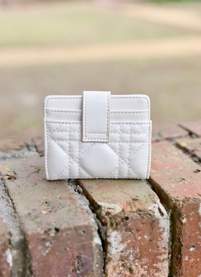 Tate Card Holder Wallet Ivory Patent LQ