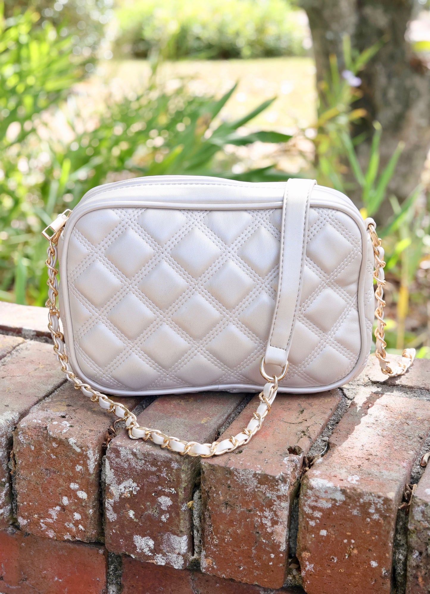 Bryce Crossbody PEARL QUILTED DQ