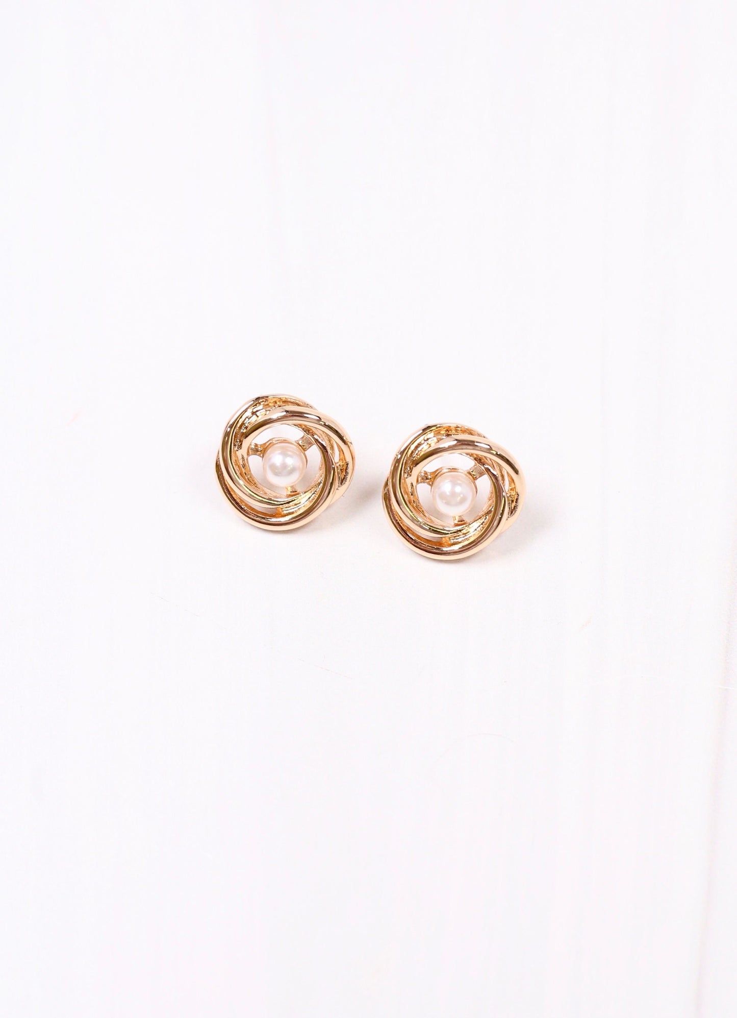 Ackard Pearl Stud Earring GOLD