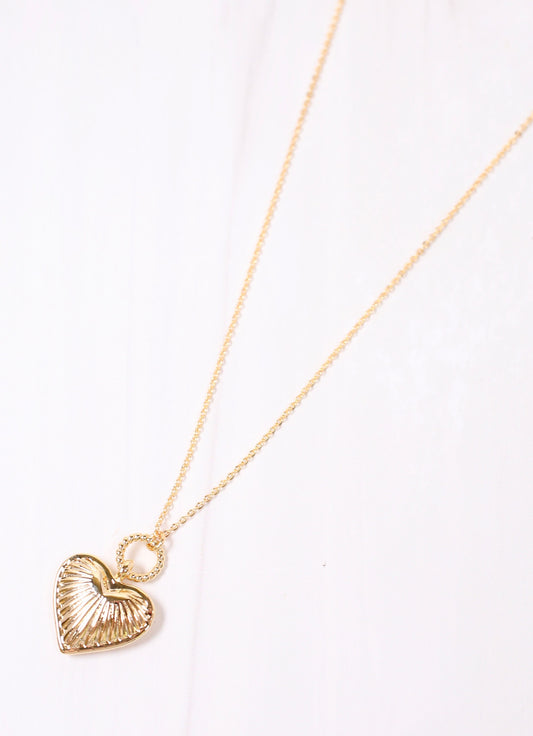 Shaylene Ribbed Heart Necklace GOLD