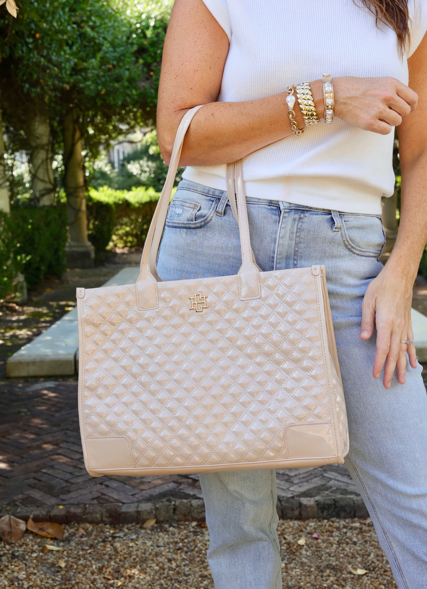 Shane Tote Nude Patent SQ