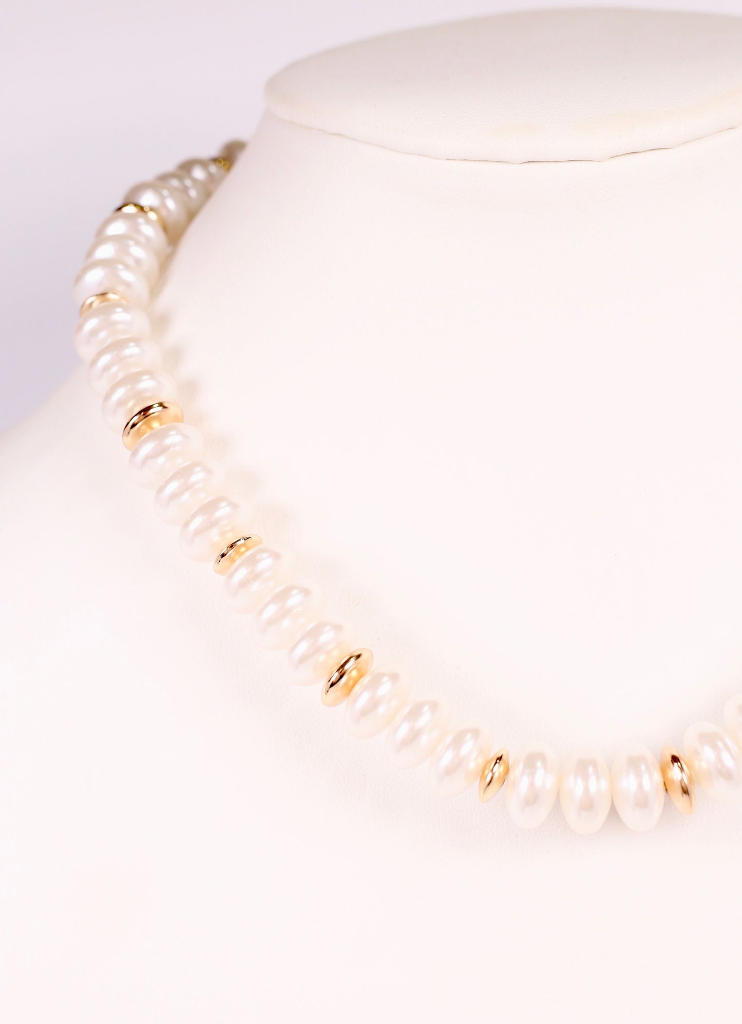 Rumer Pearl Necklace CREAM