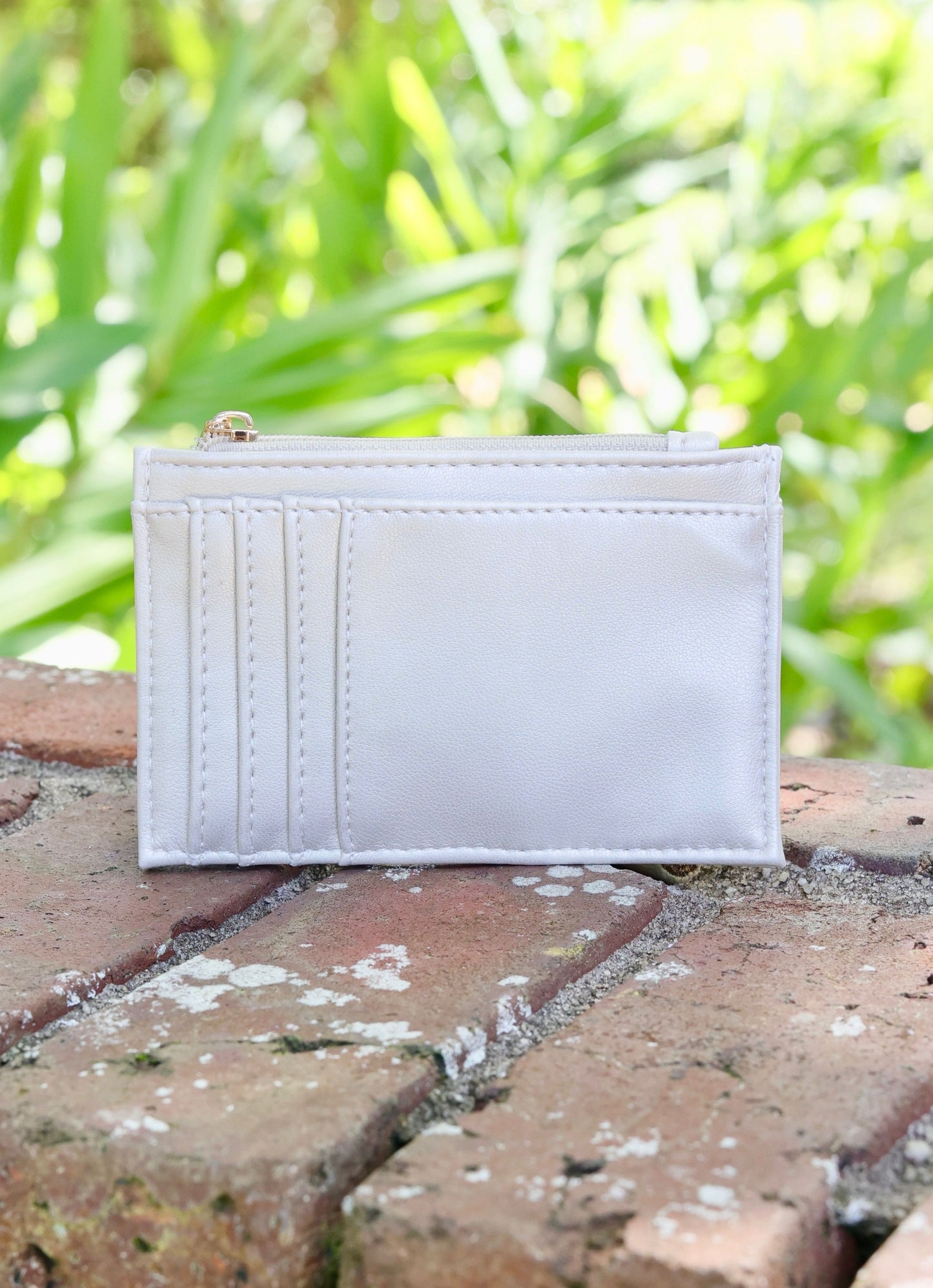 Molly Zip Card Holder Pearl