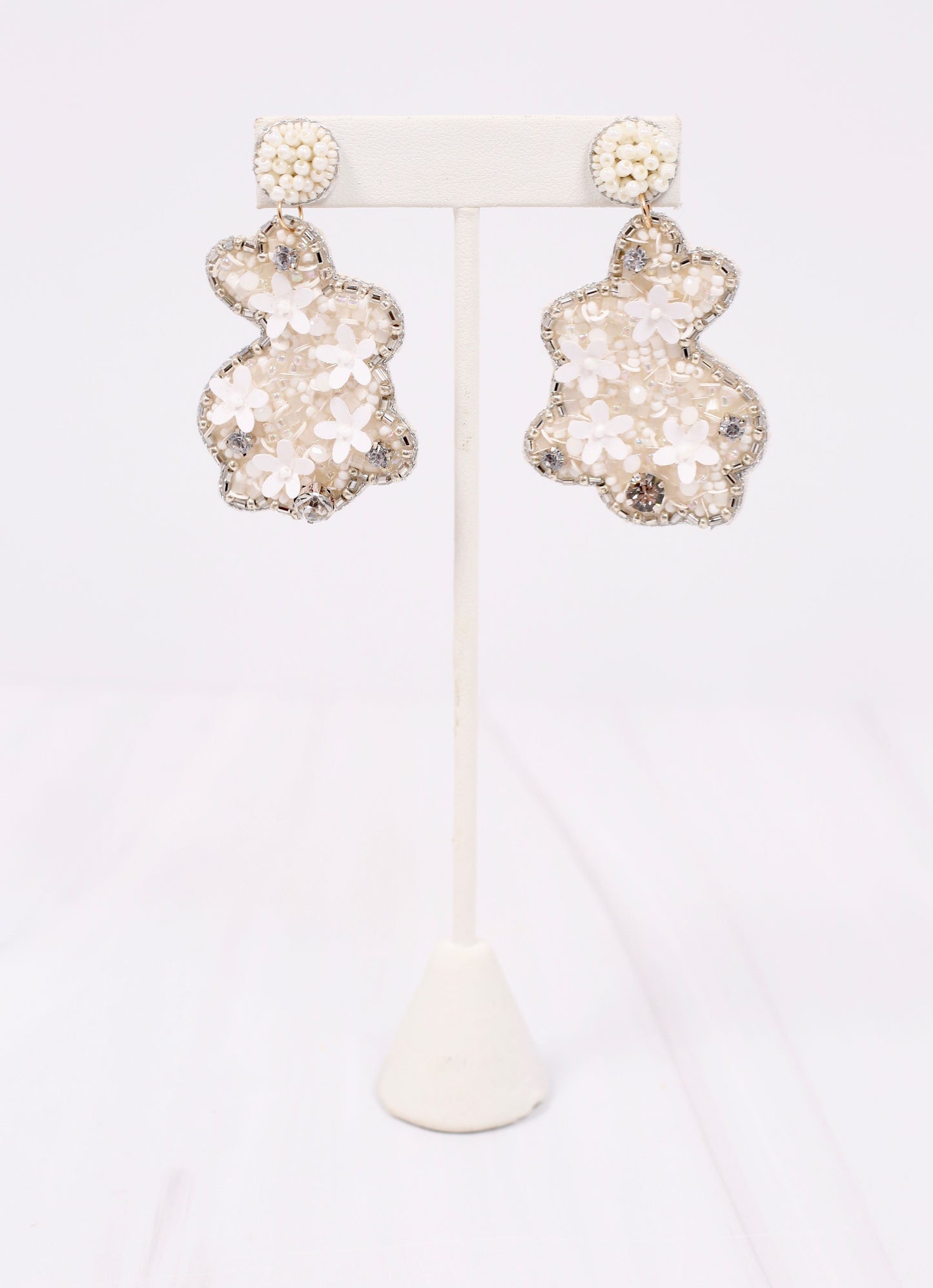 Hop Around Bunny Earring WHITE