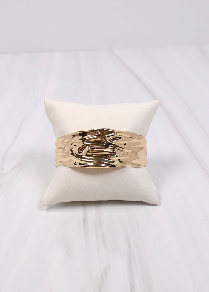 Winsloe Textured Cuff Bracelet SHINY GOLD
