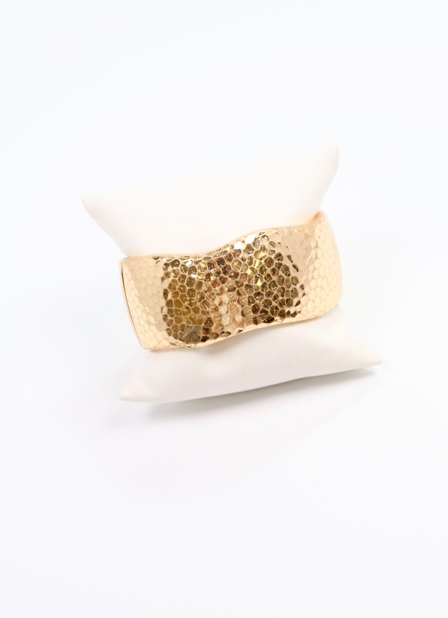 Bledel Hammered Bracelet Gold