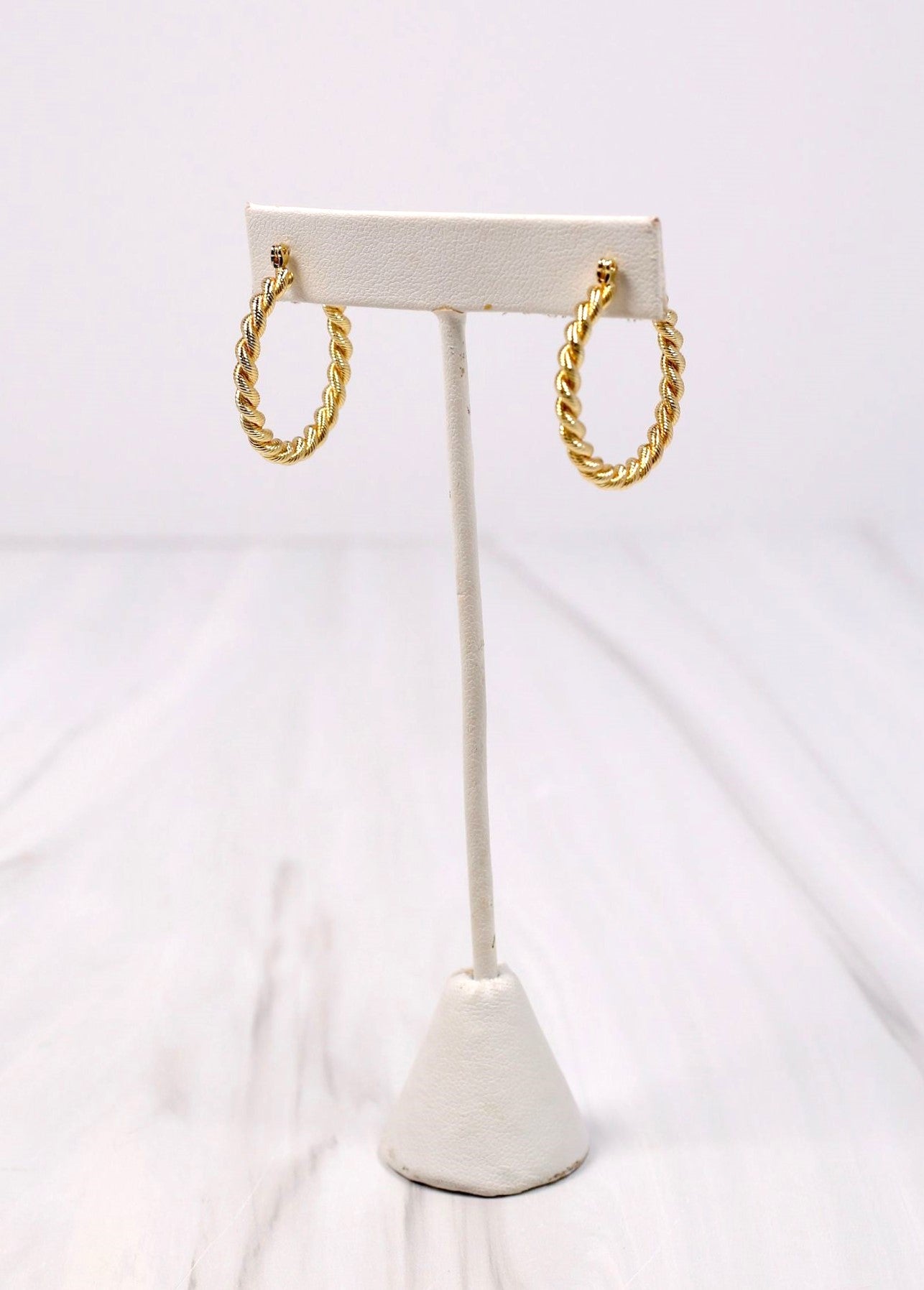 Clyde Twisted Hoop Earring GOLD