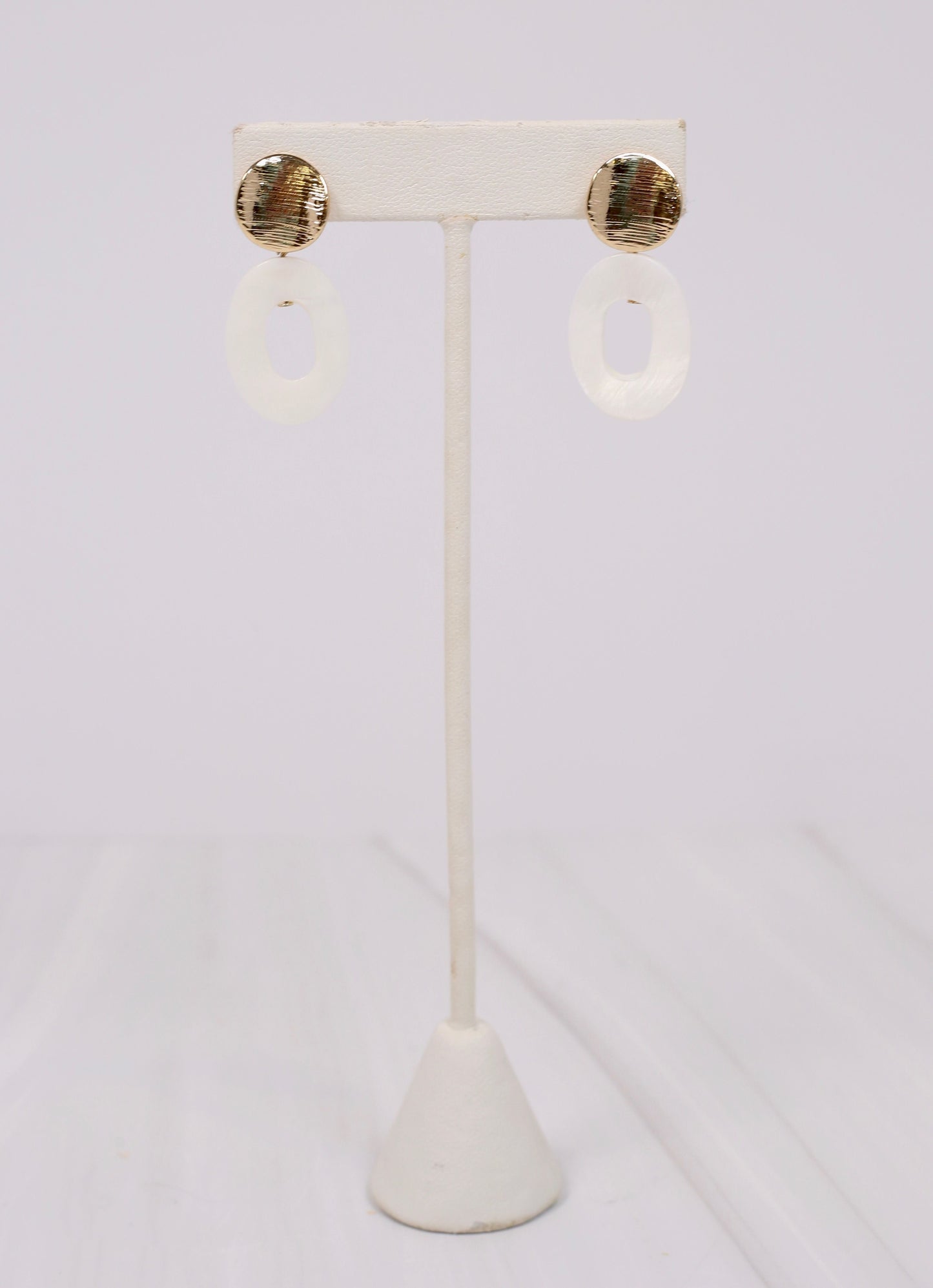 Balfour Drop Earring WHITE SHELL