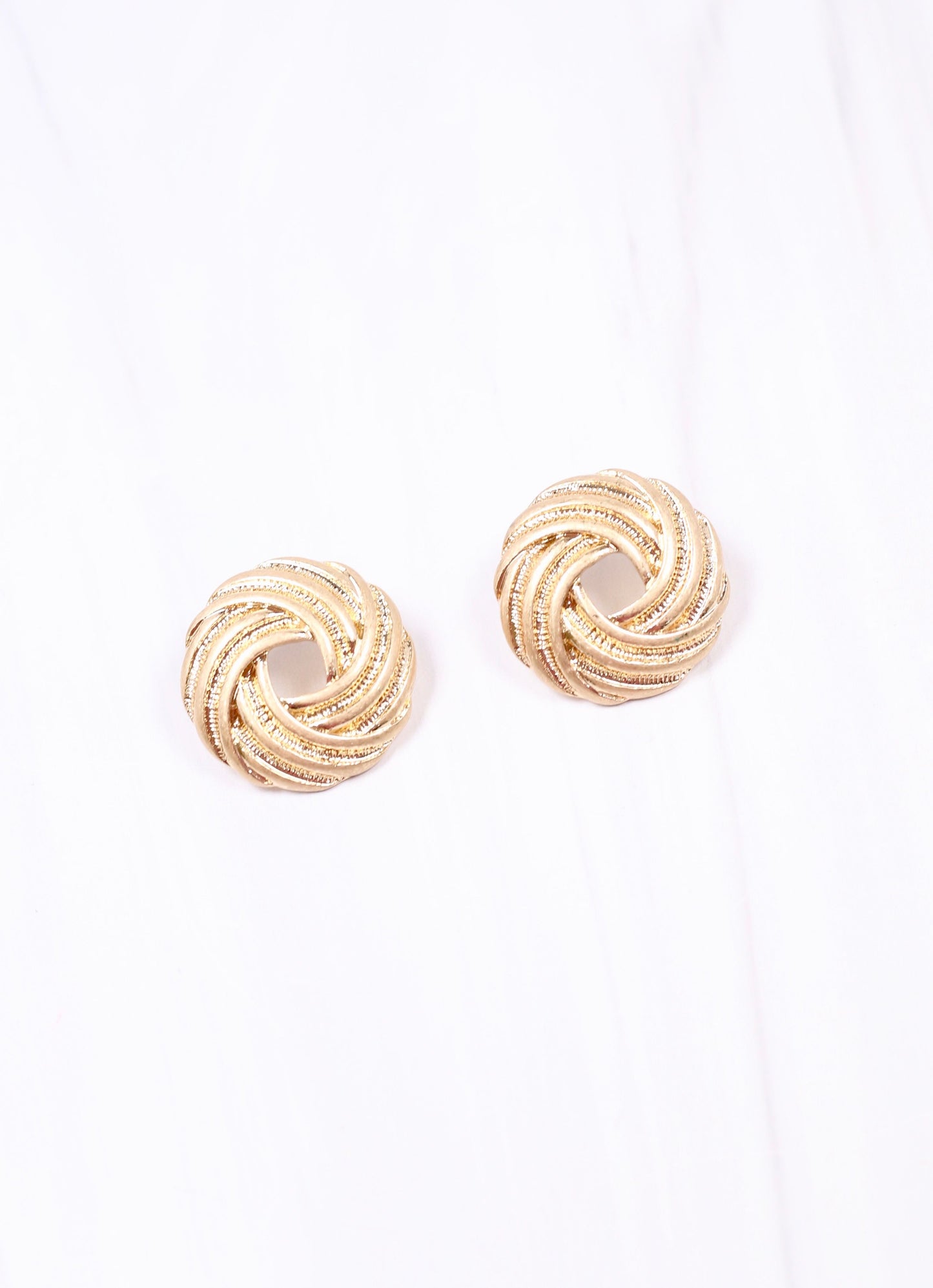 Eileen Knot Stud Earring GOLD