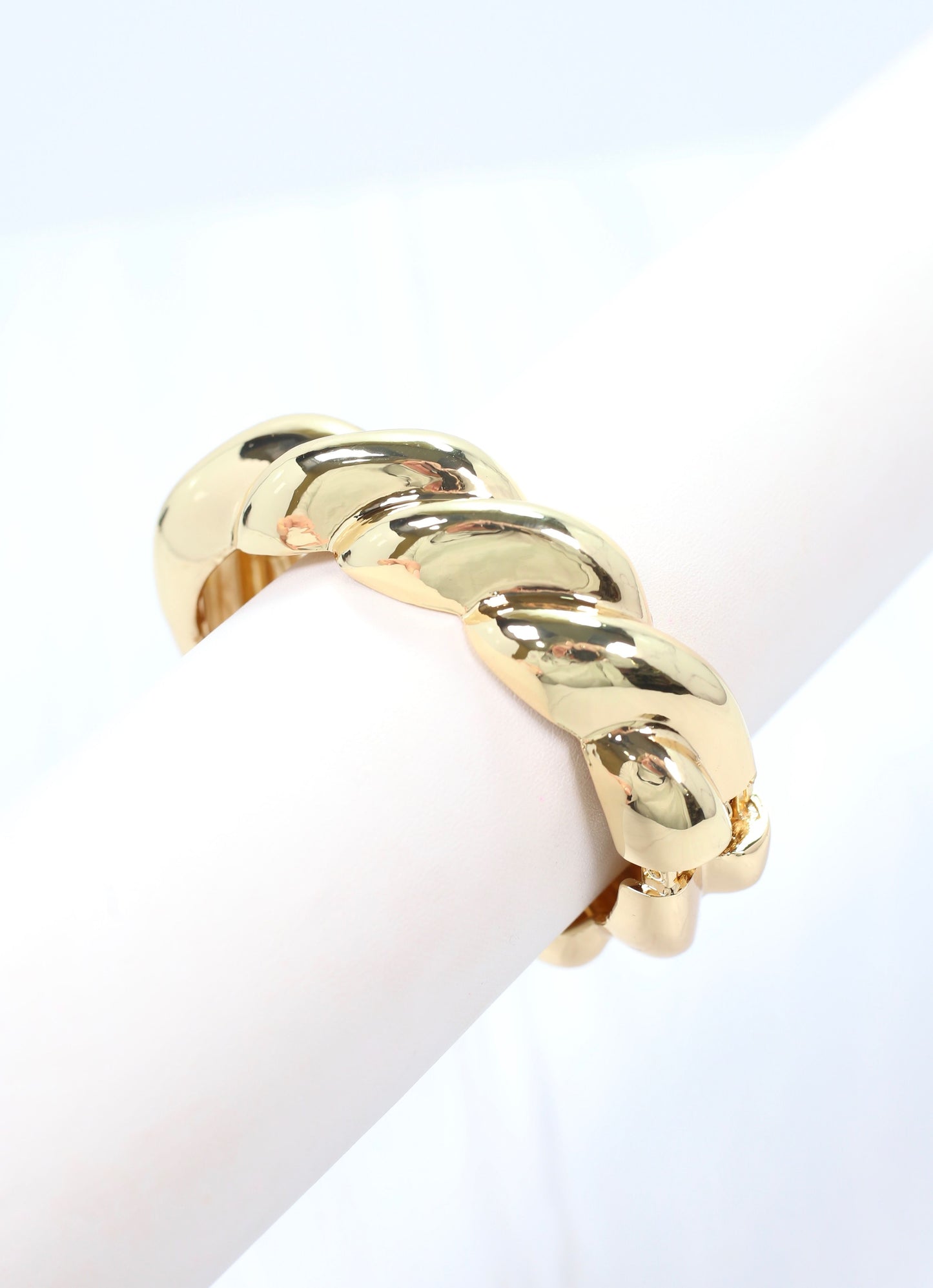 Eastwood Bangle Bracelet Shiny Gold