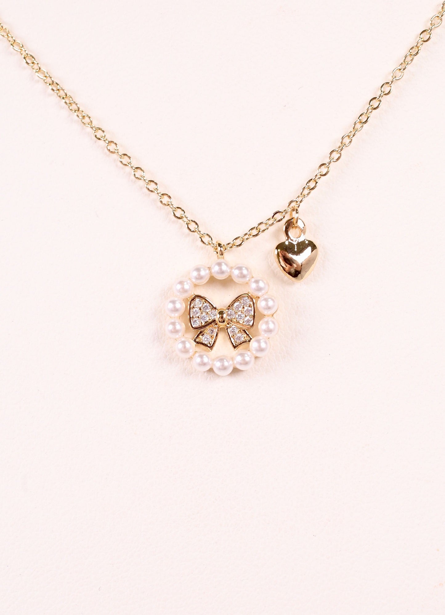 Ashanti Pearl and Bow Necklace GOLD