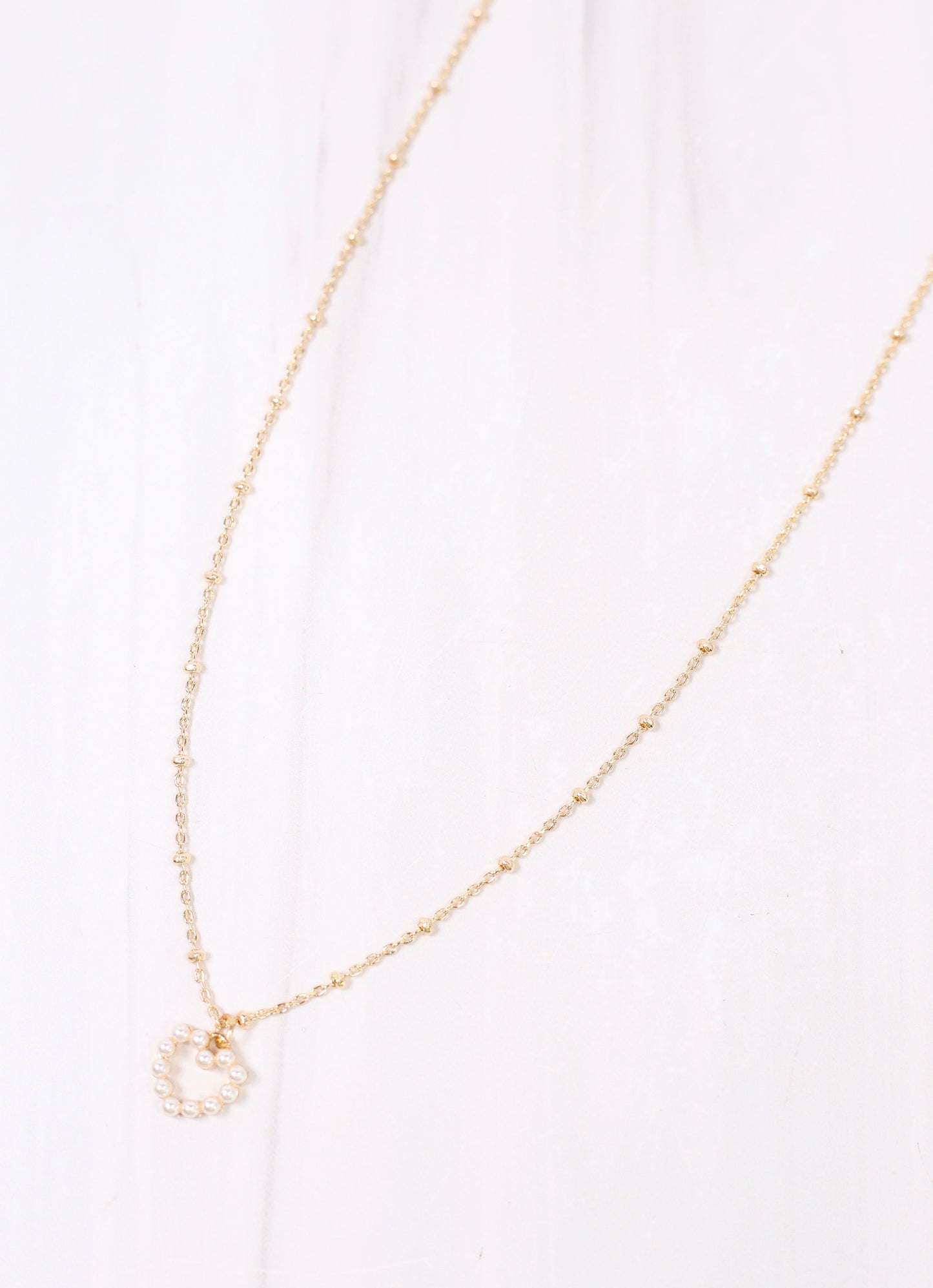 Rhea Necklace with Heart GOLD