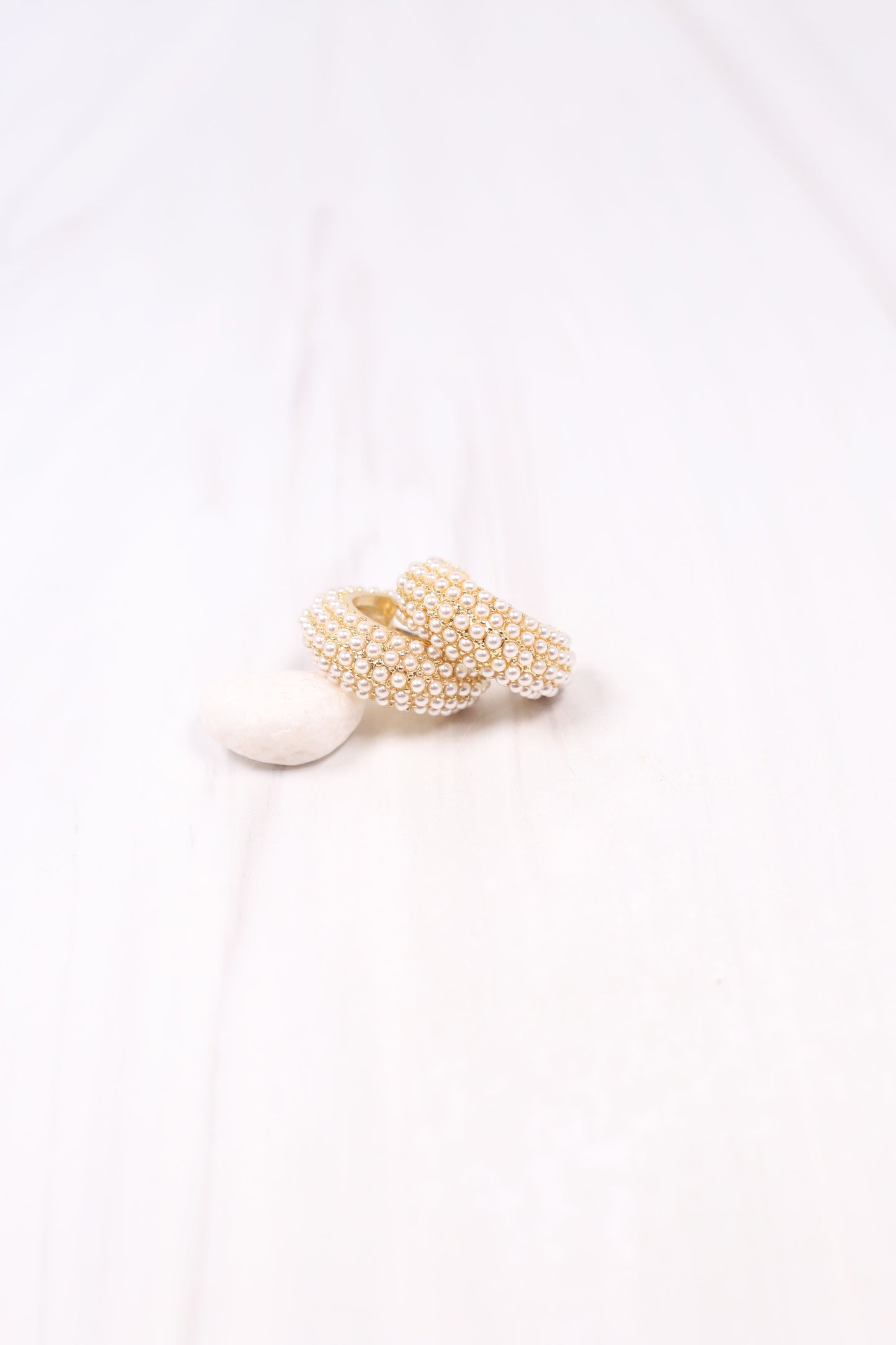 Luanne Pearl Hoop Earring Ivory