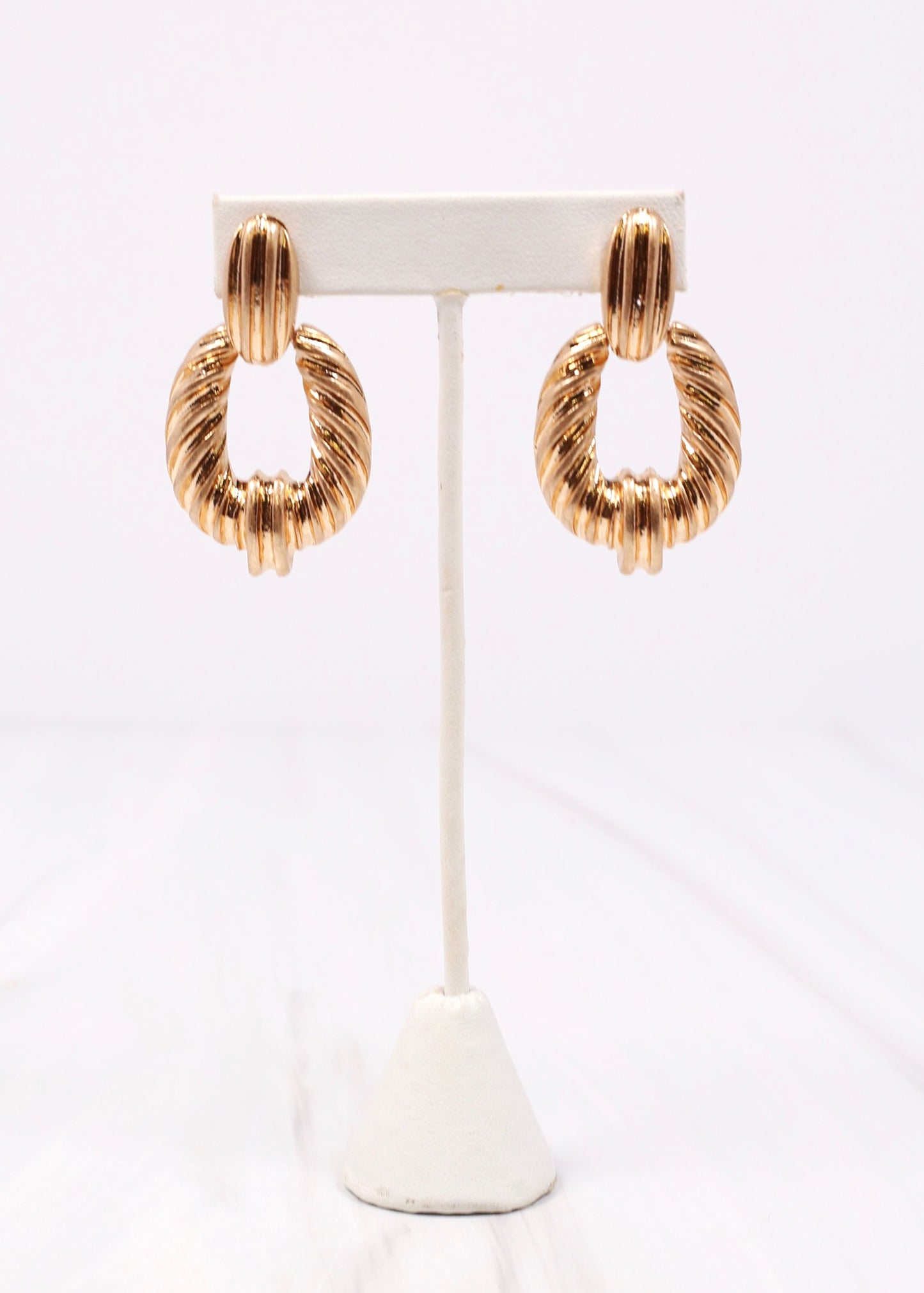 Vale Metal Drop Earring GOLD