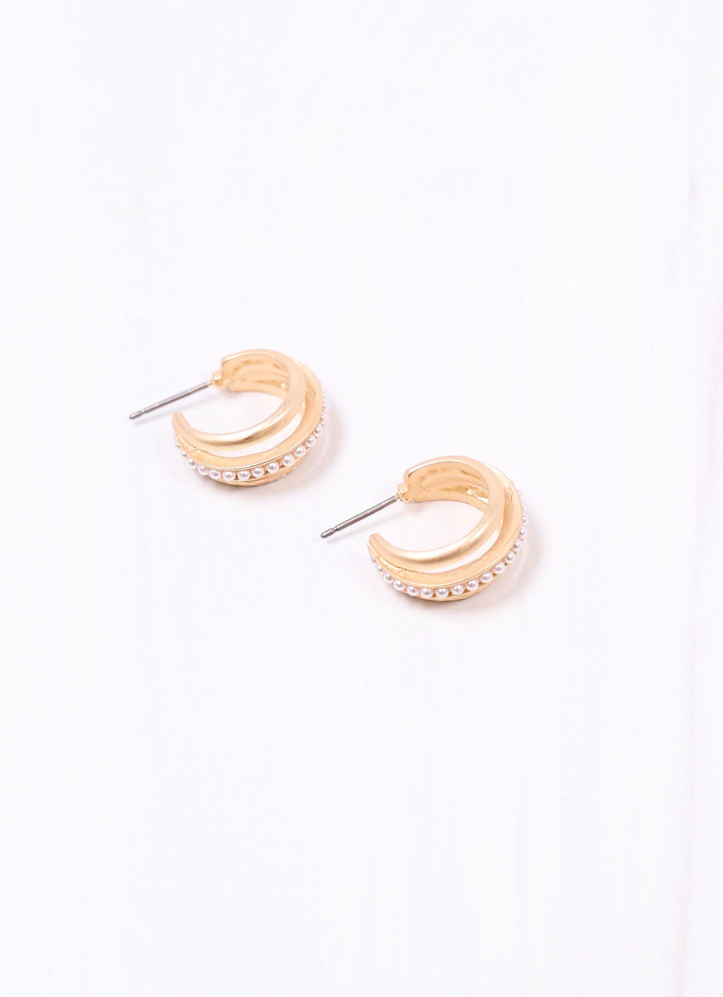 Wolverly Pearl Hoop Earring GOLD