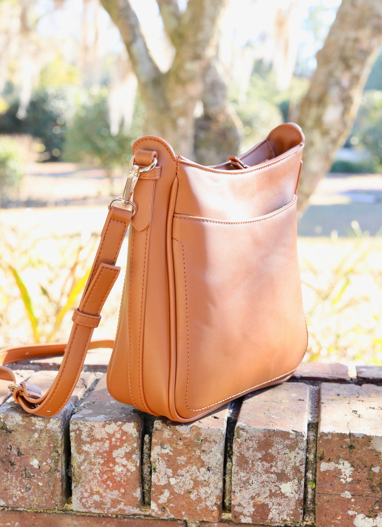 Bethany Crossbody CAMEL