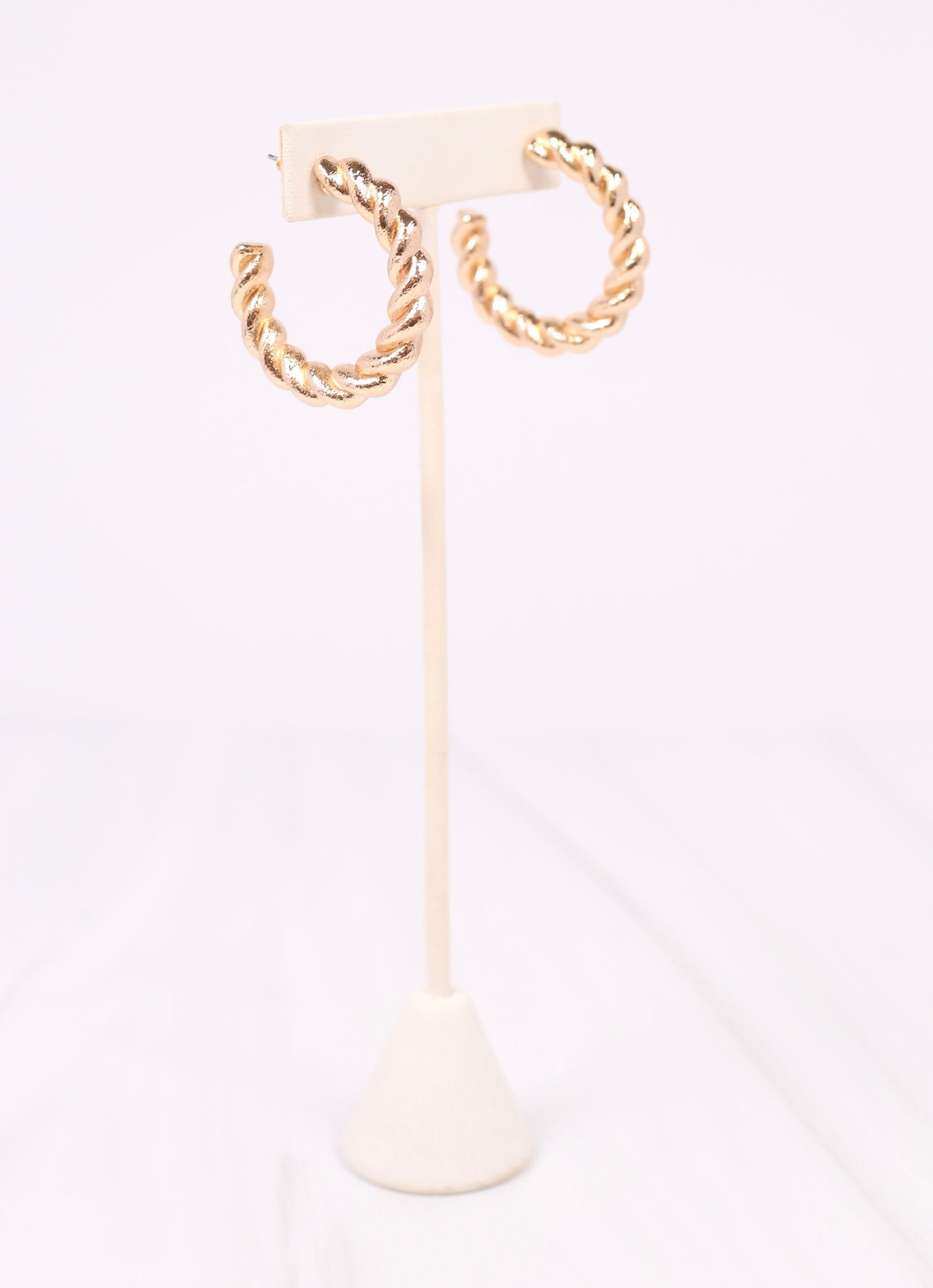 Vowell Twisted Hoop Earring GOLD