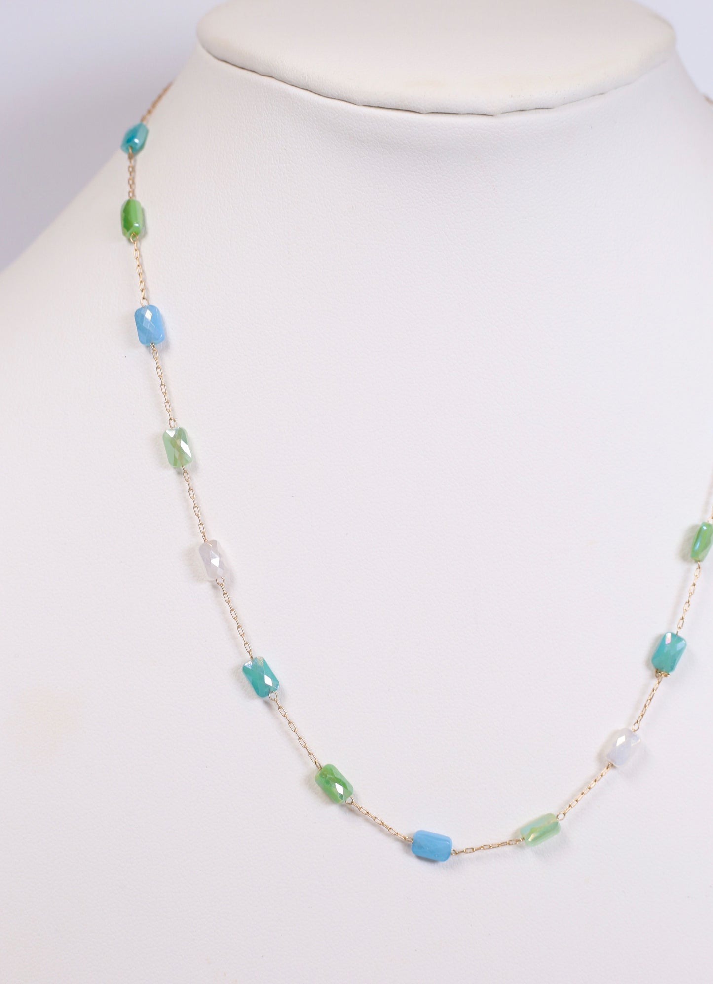 Fairway Glass Bead Necklace BLUE MULTI