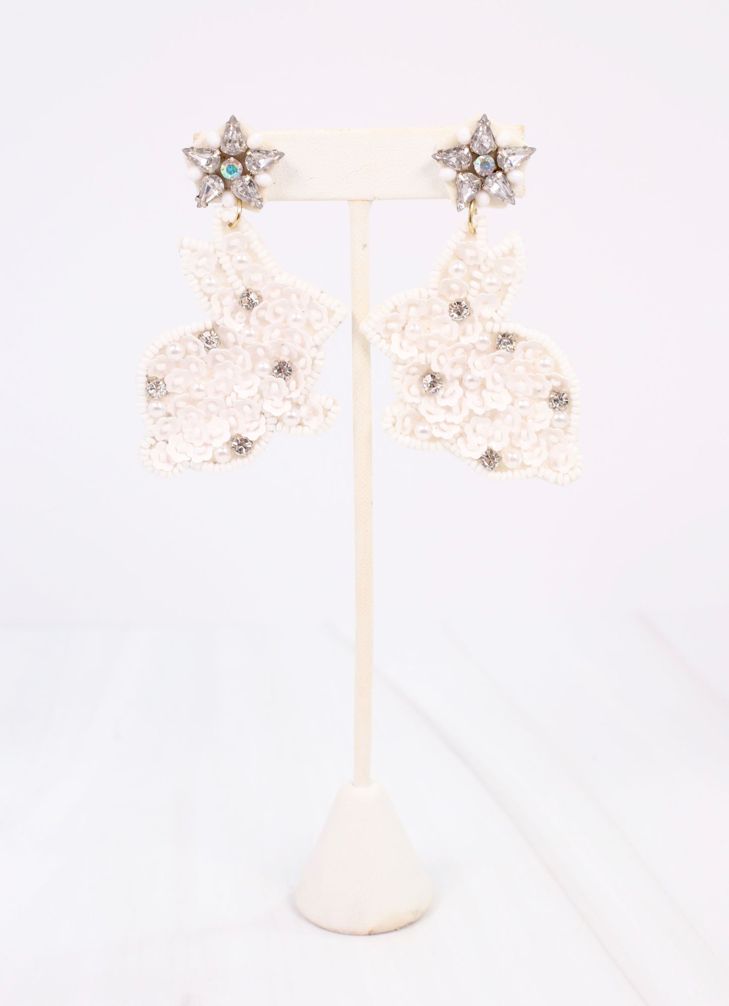 Beautiful Bunny Earring WHITE