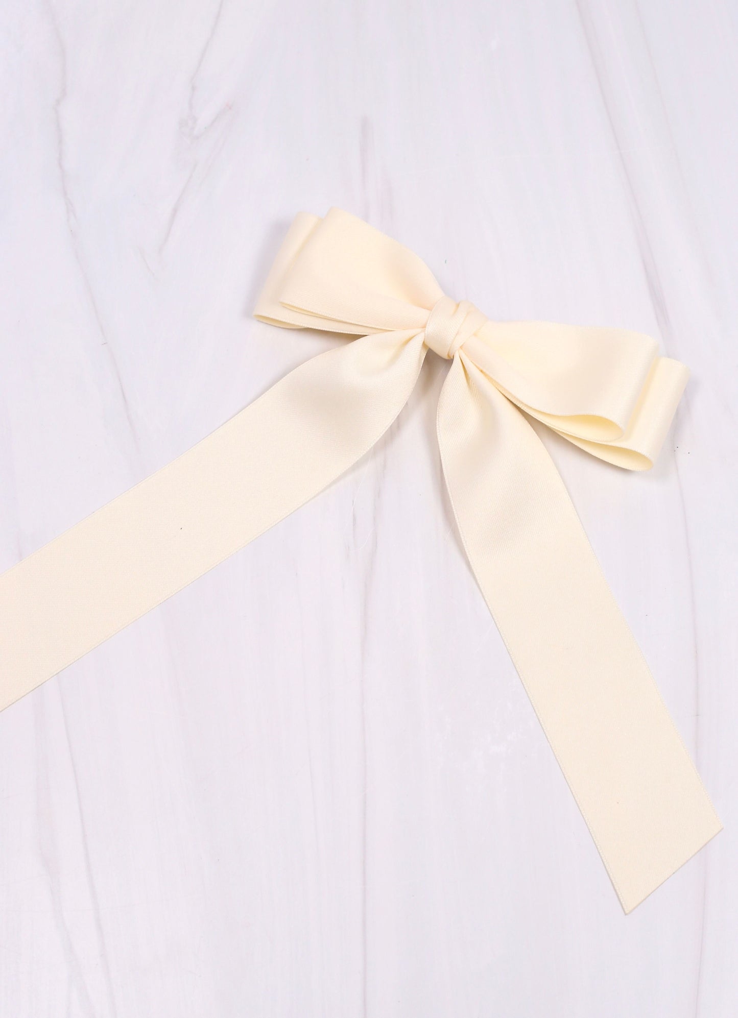 Gertrude Hair Bow CREAM