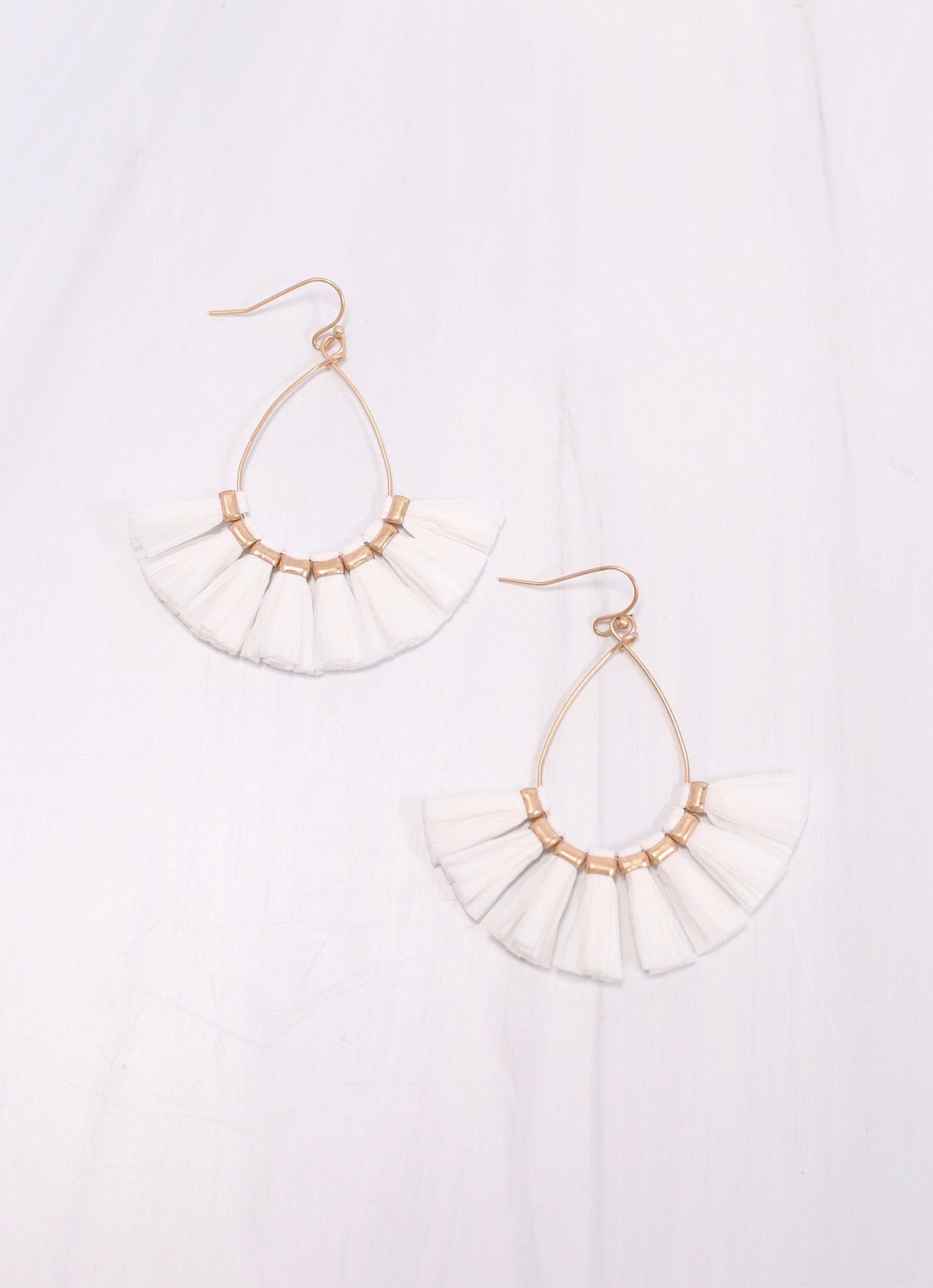 Lonnie Tassel Earring WHITE