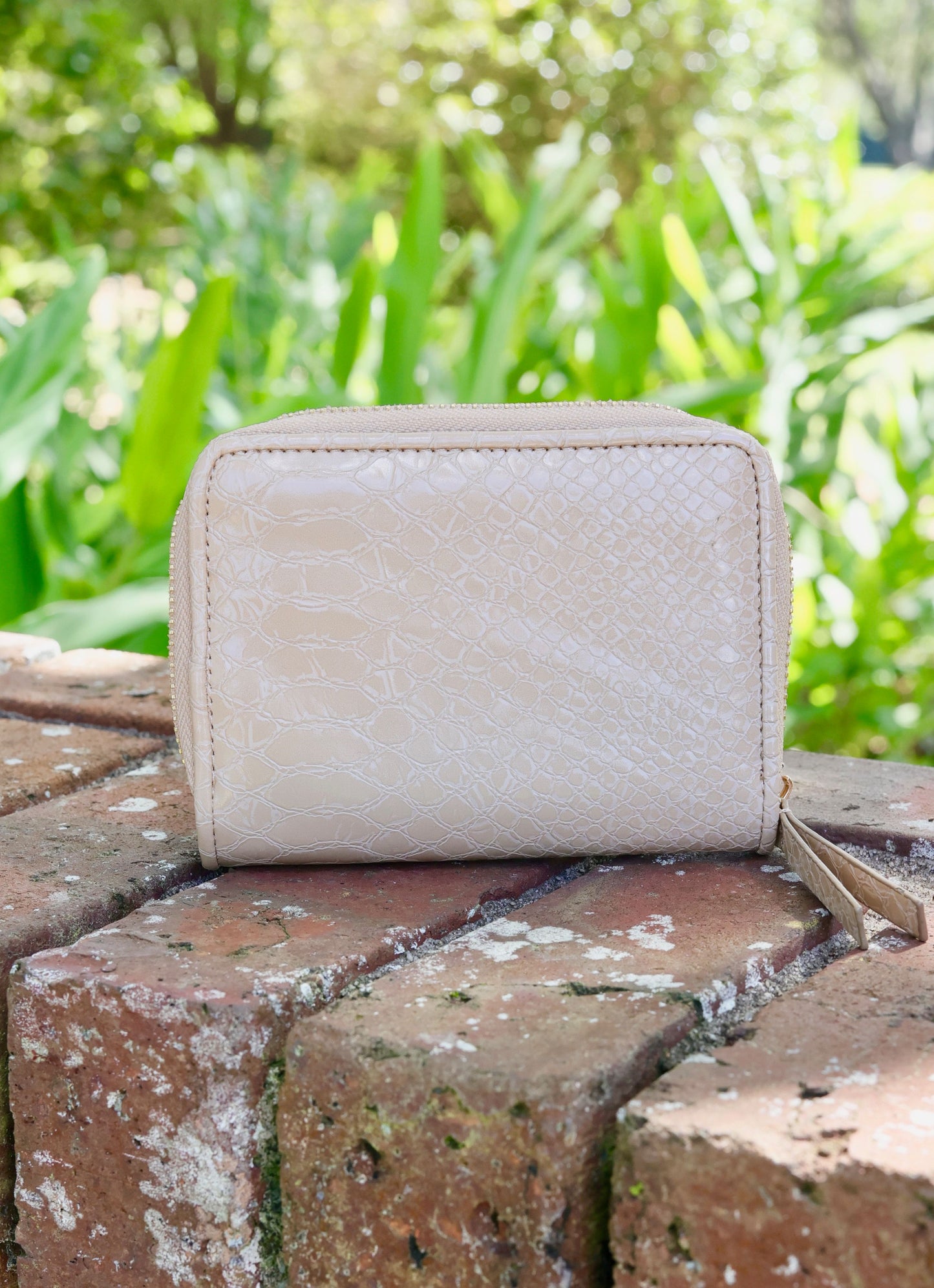 Nadine Zippered Wallet Tan ES