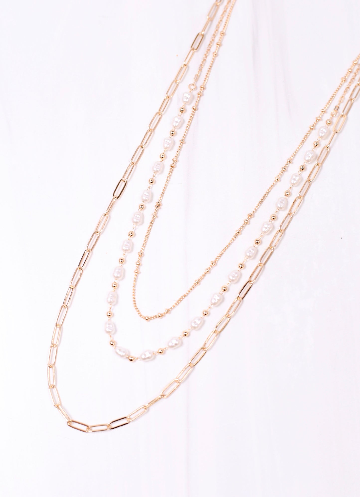 Dash Layered Necklace with Pearls Gold