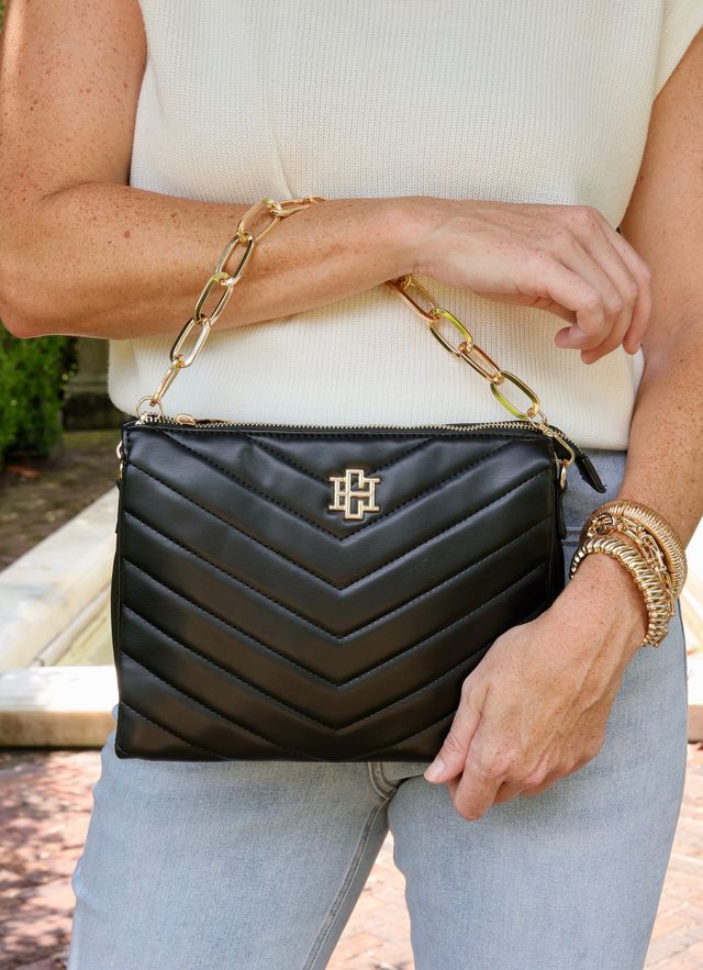 Ariana Crossbody Black V Quilted