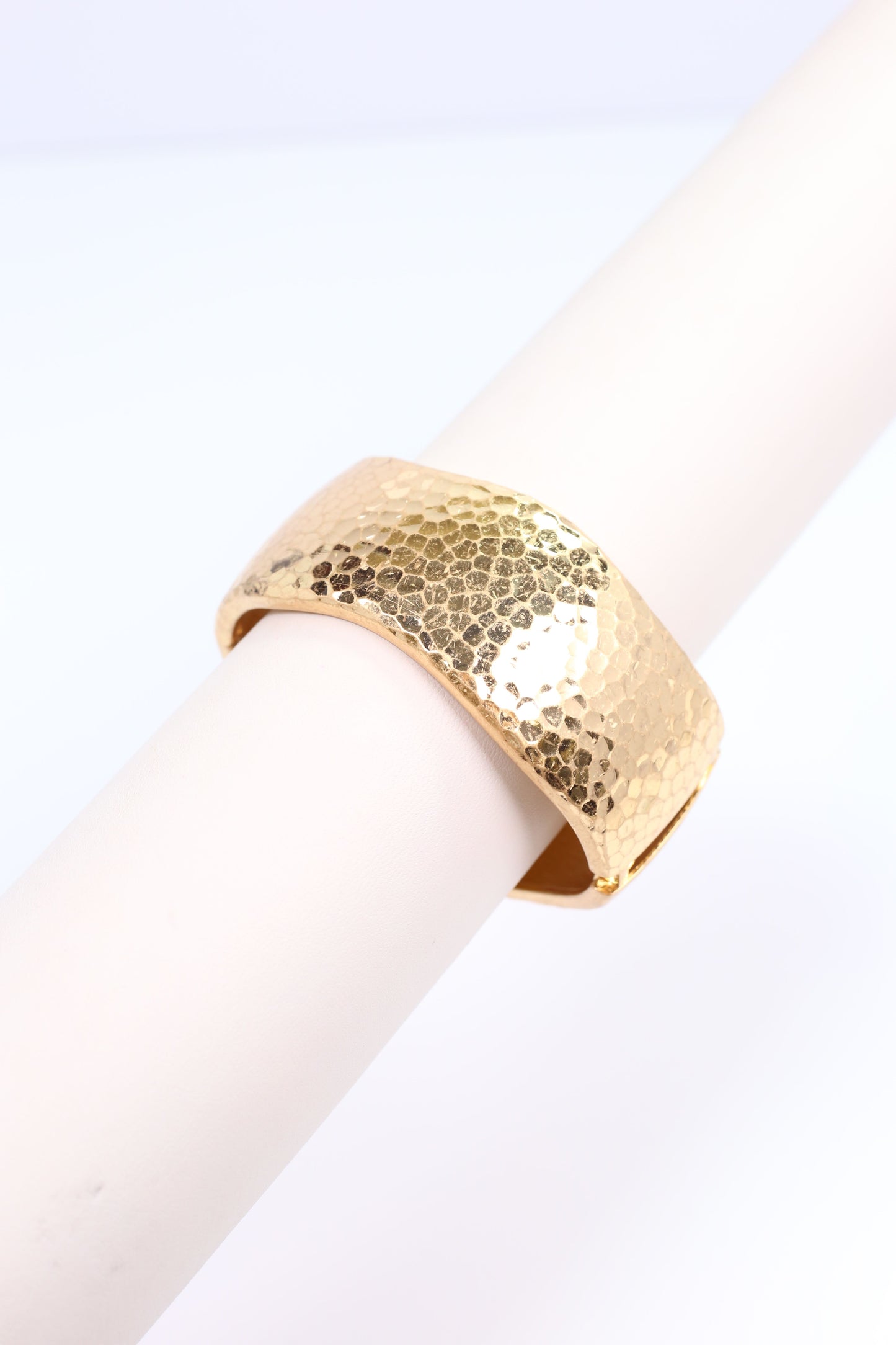 Bledel Hammered Bracelet Gold