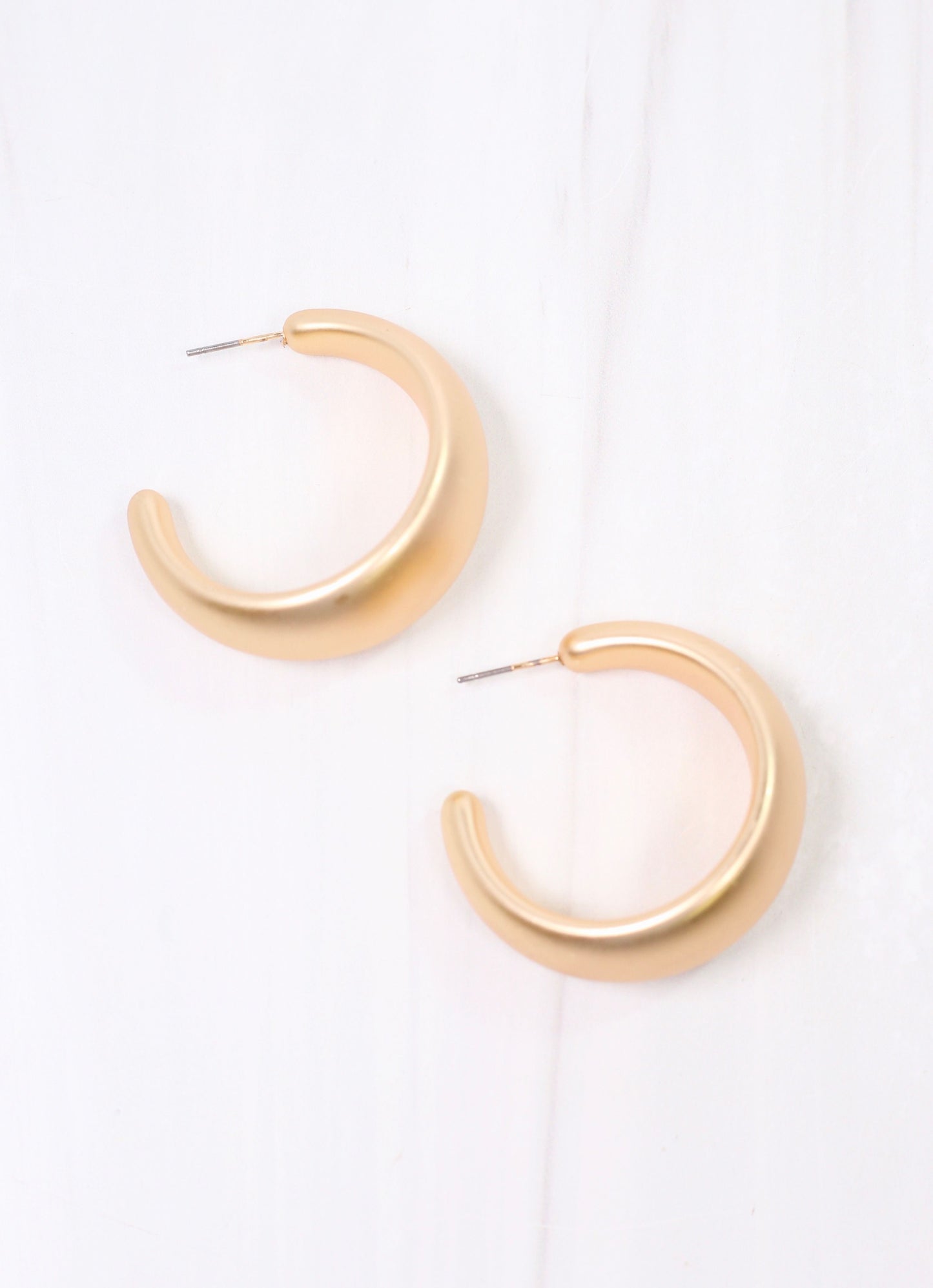 Ridgeway Hoop Earring MATTE GOLD