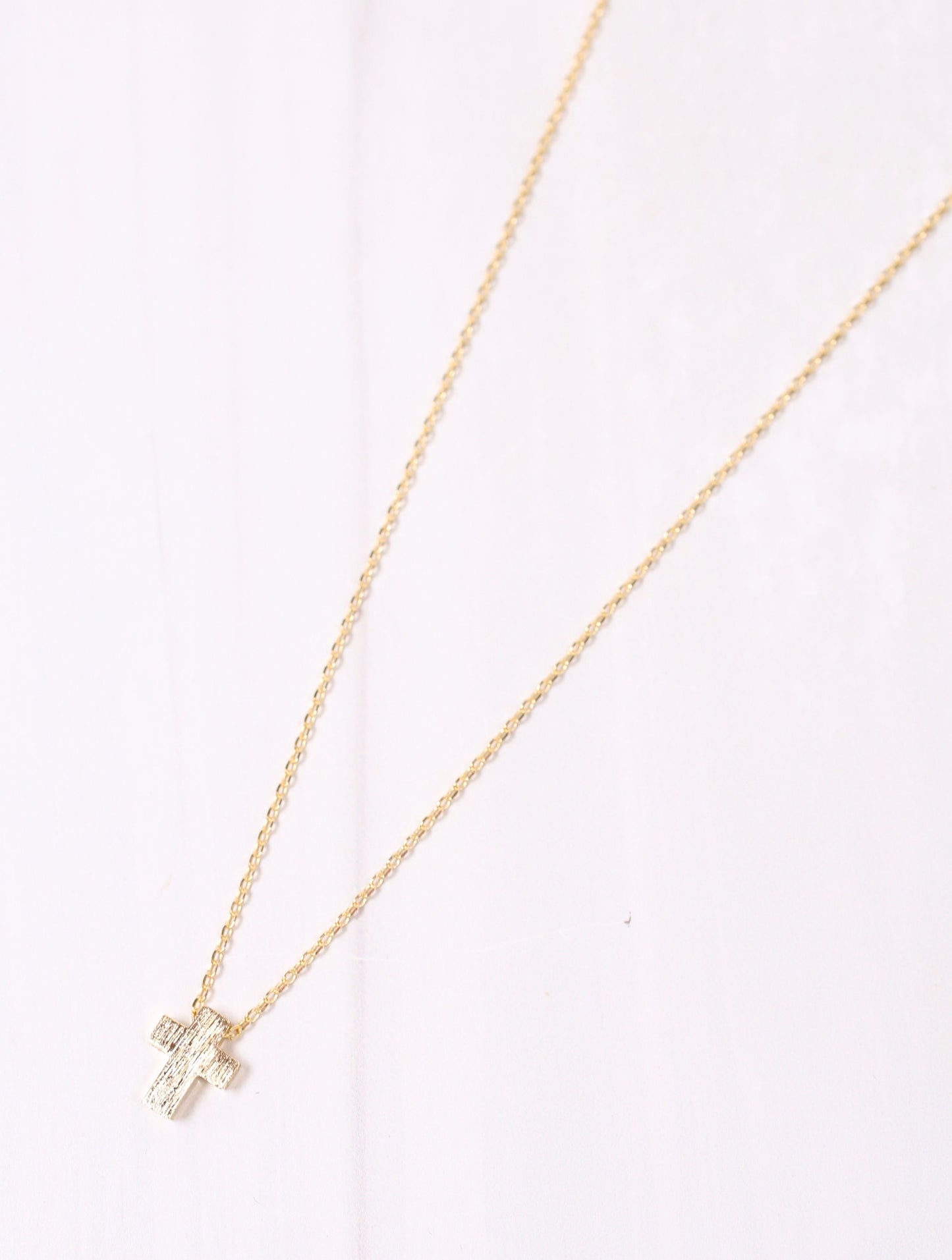 Charmie Petite Cross Necklace Gold