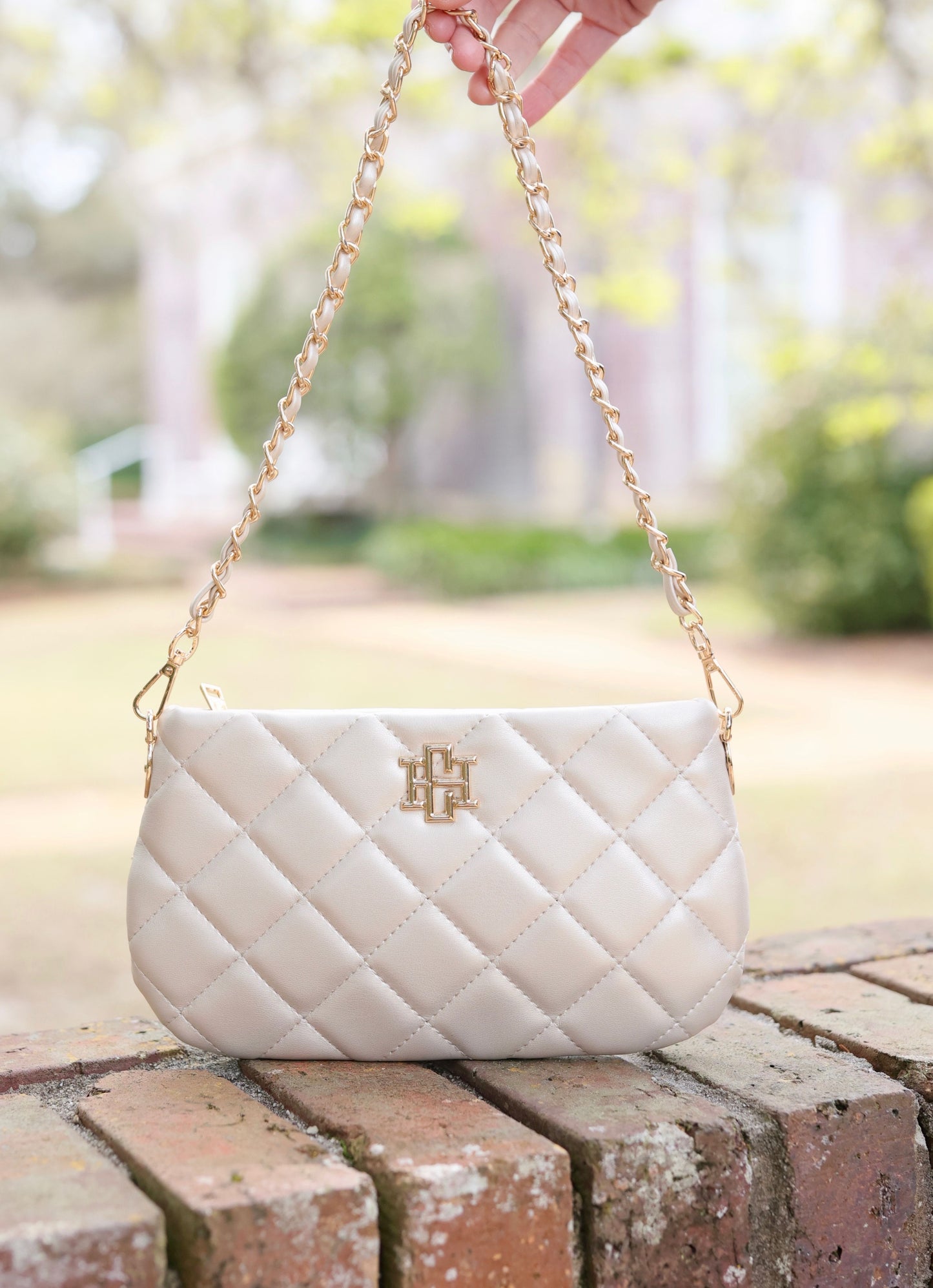 Livi Quilted Crossbody Pearl